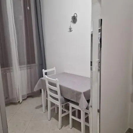 Cinzia's House Of Mirrors Apartamento